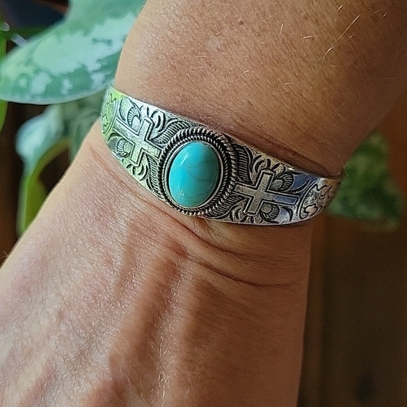 🔥LAST ONE🔥 Christian Cowgirl Cuff Bracelet - Picture 4 of 8